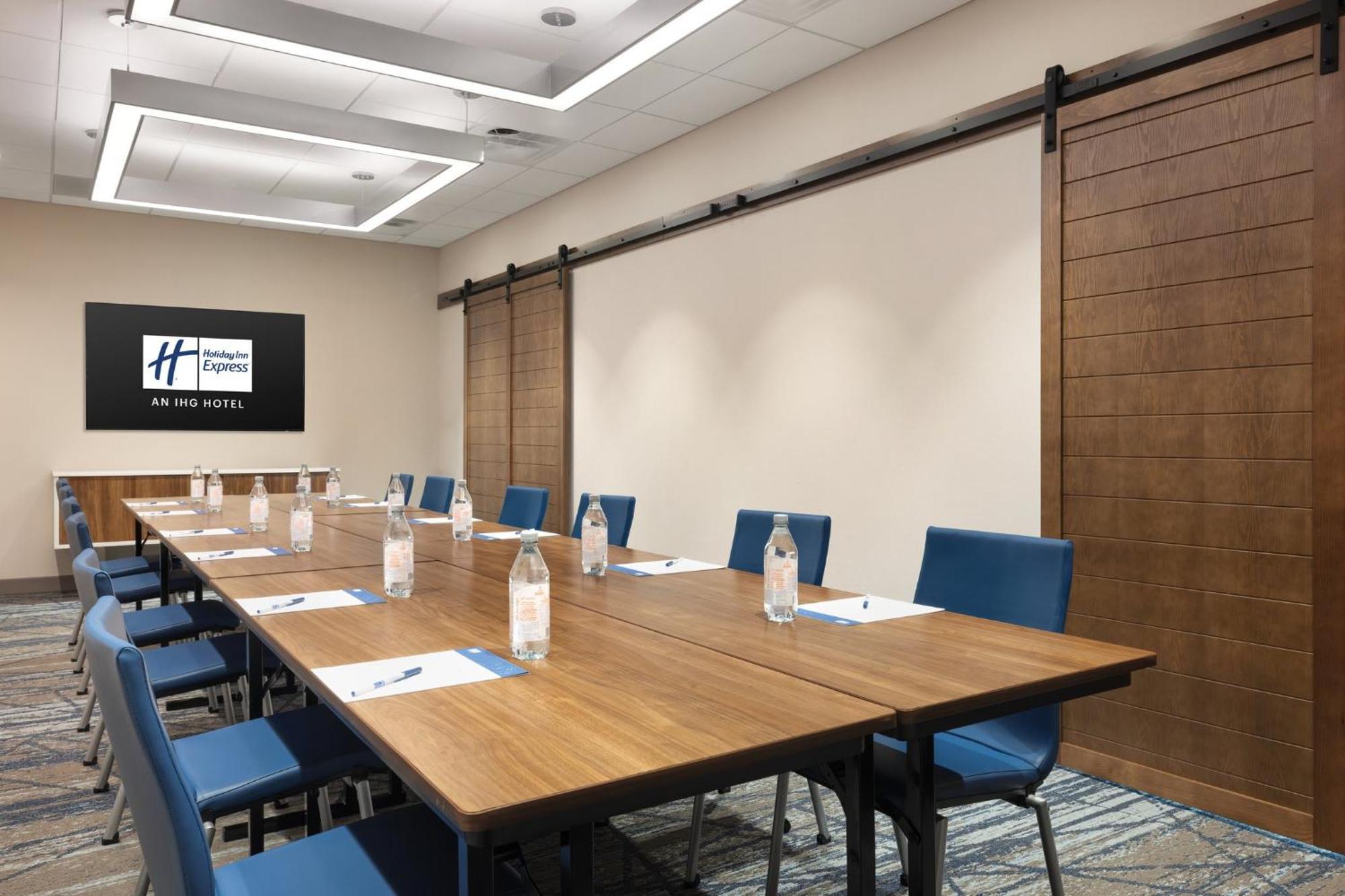 Holiday Inn Express Cape Canaveral By Ihg Exterior foto
